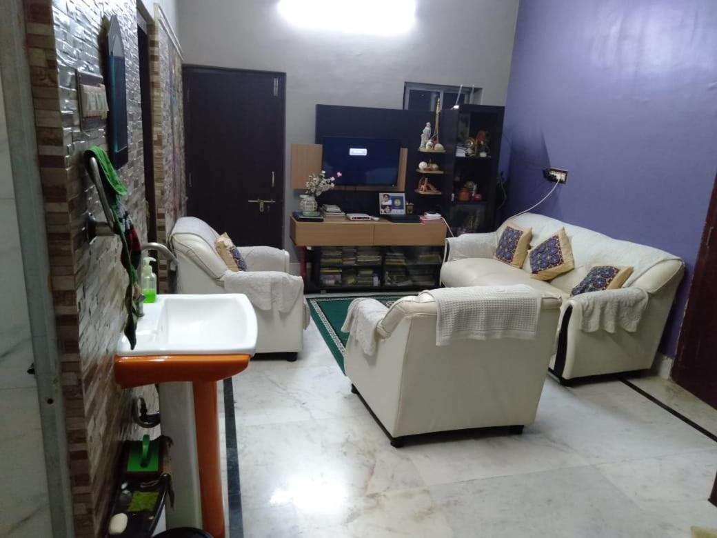 The Lovely Room Колката Екстер'єр фото